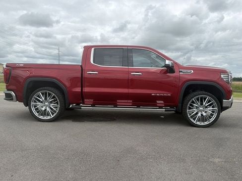 Used 2023 GMC Sierra 1500 SLT w/ SLT Premium Package AWD/4WD image 6