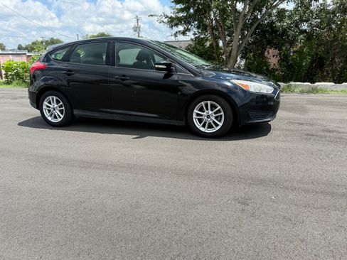 Used 2016 Ford Focus SE FWD image 5