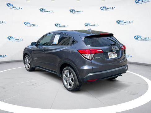 Used 2020 Honda HR-V LX image 3
