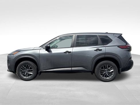 Used 2022 Nissan Rogue S AWD/4WD image 8