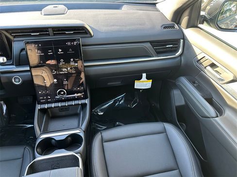 Used 2026 GMC Terrain Elevation w/ Elevation Premium Package image 18