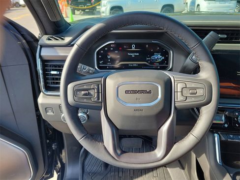 New 2025 GMC Sierra 3500 Denali Ultimate image 28