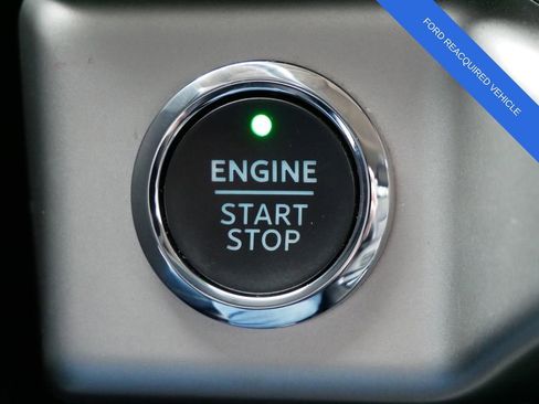 Used 2023 Ford Expedition XLT RWD image 21