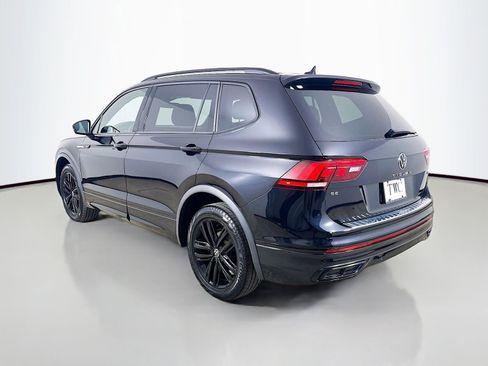 Used 2022 Volkswagen Tiguan SE R-Line AWD/4WD image 7