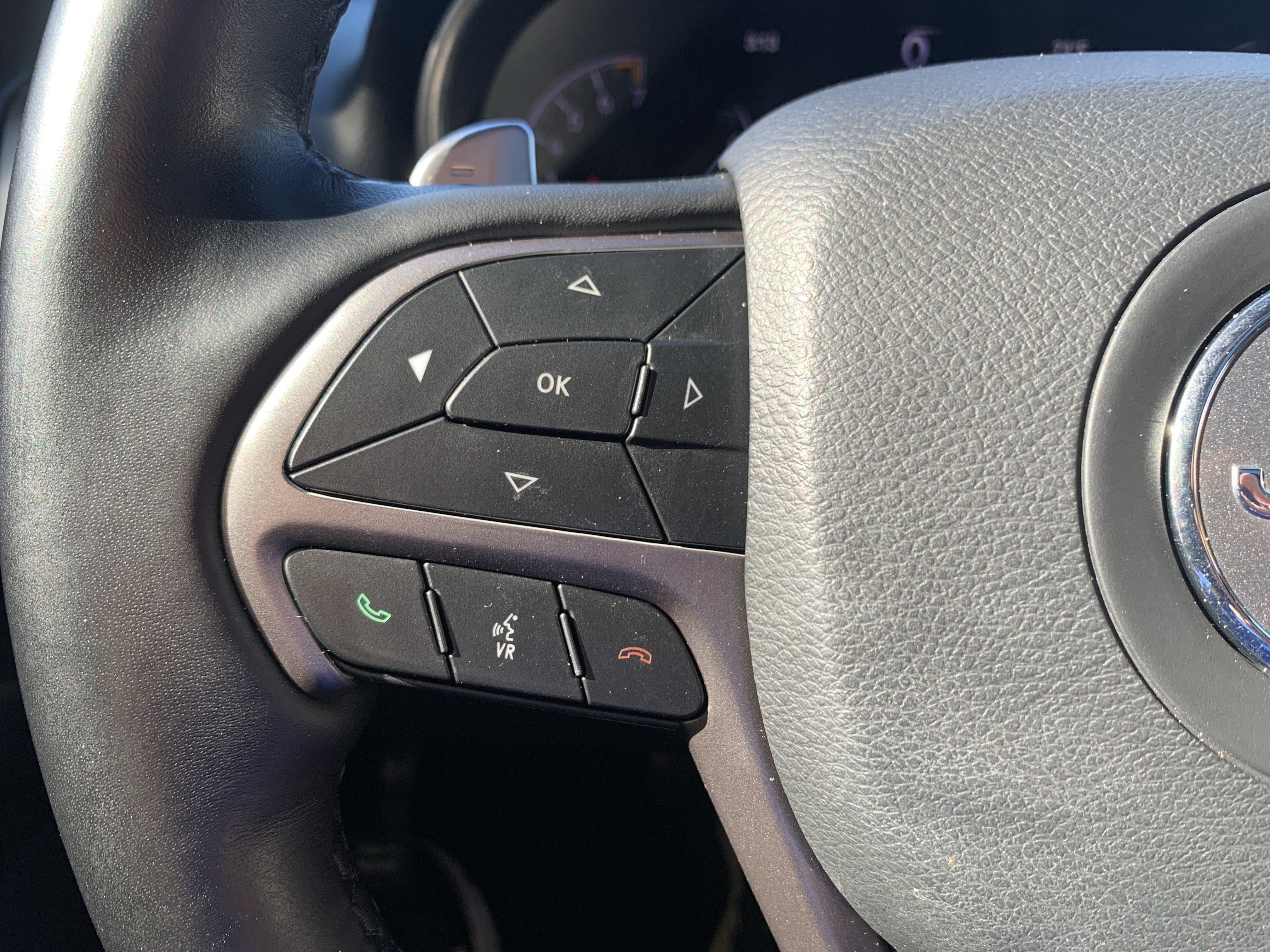 Used 2021 Jeep Grand Cherokee Limited X RWD image 19