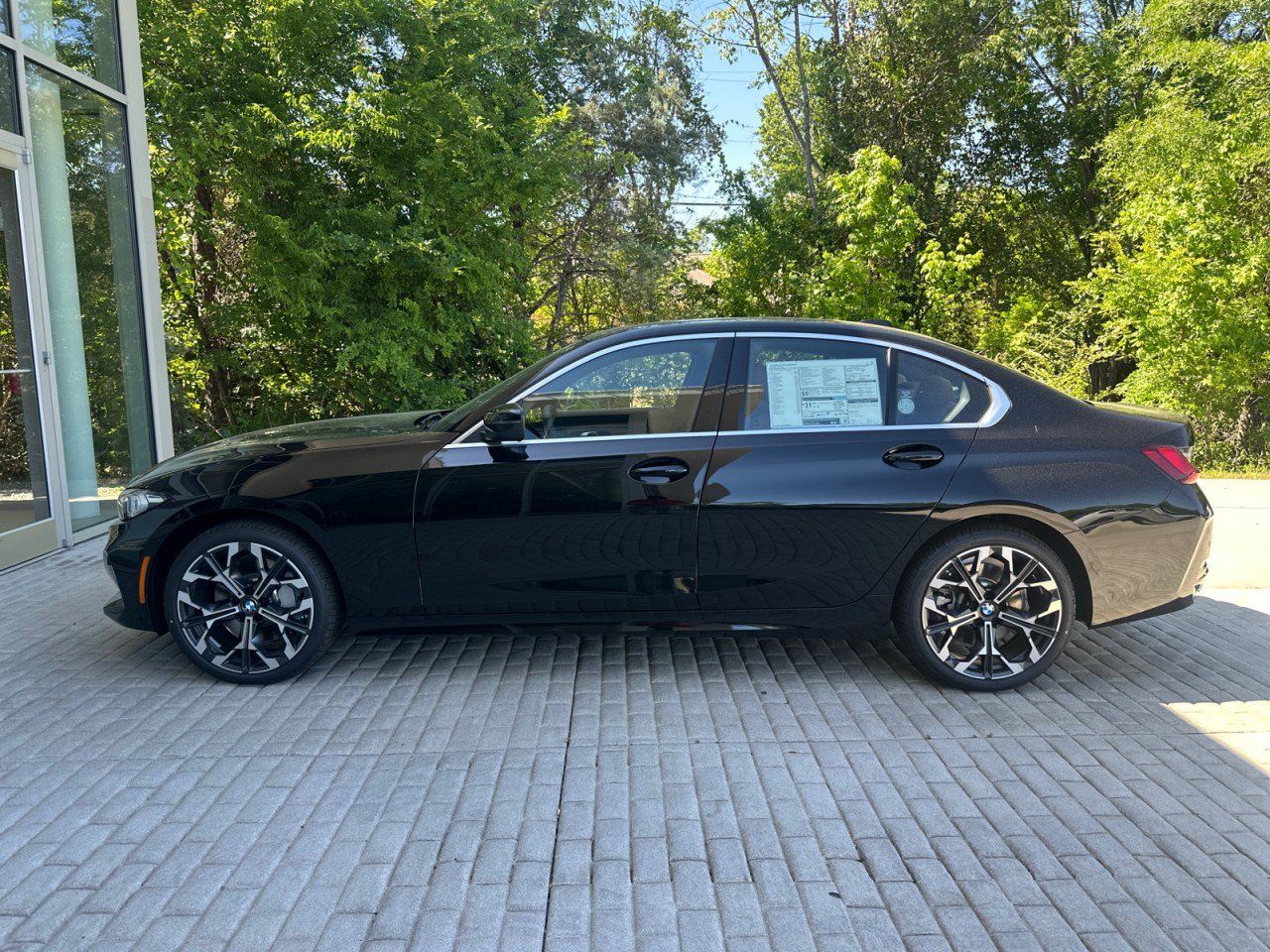 New 2026 BMW 330i Sedan w/ Convenience Package RWD image 4
