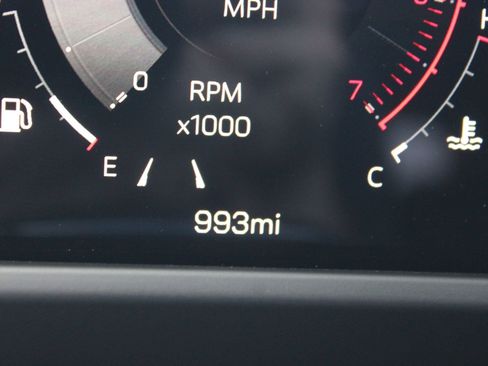 Used 2026 GMC Acadia AT4 AWD/4WD image 17