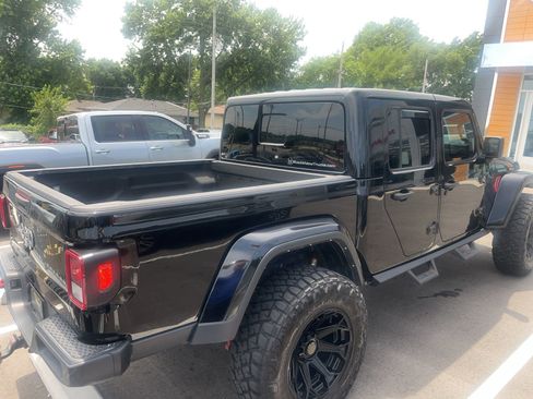 Used 2021 Jeep Gladiator Overland w/ Popular Equipment Package AWD/4WD image 6
