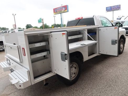 Used 2022 RAM 2500 Tradesman RWD image 5