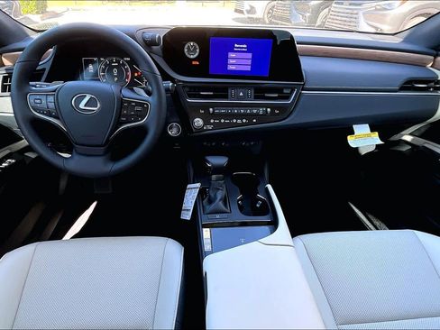 New 2025 Lexus ES 350 w/ Premium Package image 8