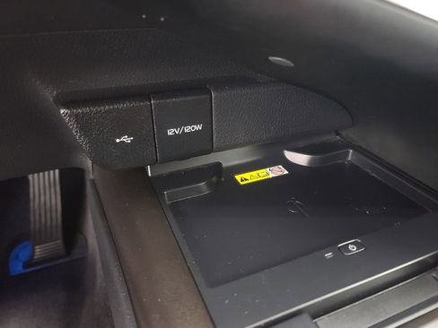 Used 2024 Toyota Camry XSE image 34