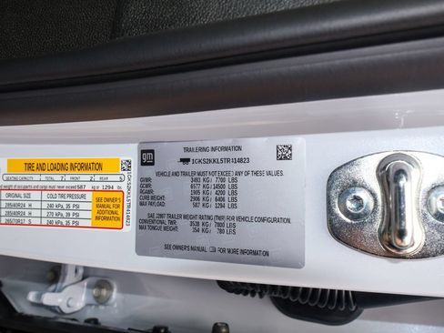 New 2026 GMC Yukon XL Denali Ultimate w/ LPO, Floor Liner Package AWD/4WD image 49