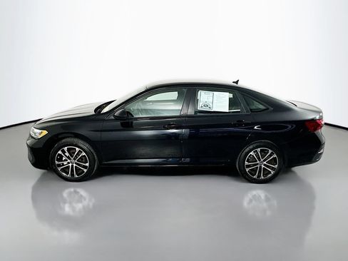 Used 2023 Volkswagen Jetta Sport FWD image 4