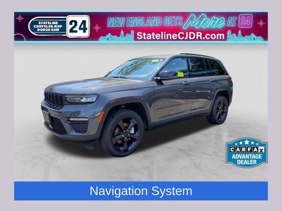 Used 2024 Jeep Grand Cherokee Limited w/ Black Appearance Package