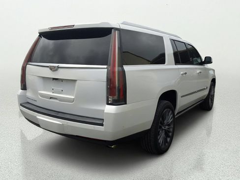 Used 2020 Cadillac Escalade ESV Platinum RWD image 7