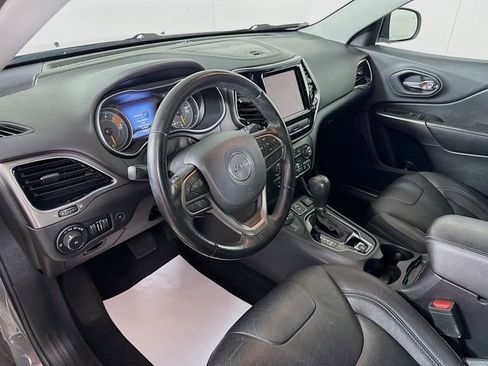 Used 2020 Jeep Cherokee Limited AWD/4WD image 11