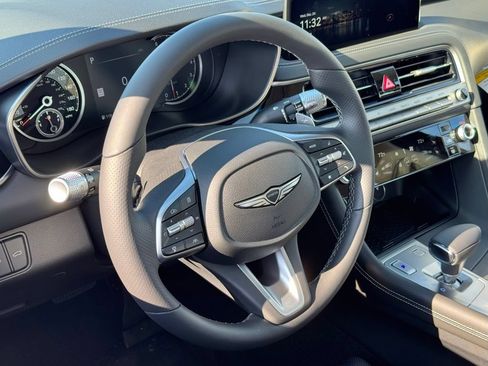 Used 2026 Genesis G70 2.5T Prestige RWD image 18