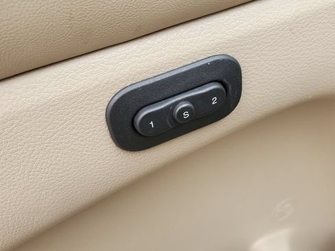 Certified 2020 Jeep Grand Cherokee Limited w/ Luxury Group II AWD/4WD image 7