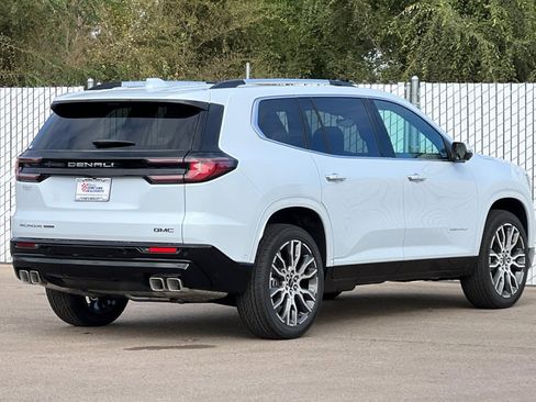 New 2026 GMC Acadia Denali Ultimate image 4