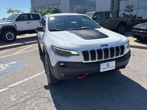 Used 2022 Jeep Cherokee Trailhawk w/ Comfort/Convenience Group AWD/4WD image 8