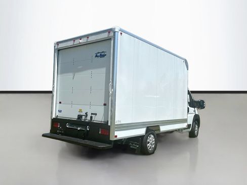 Used 2025 RAM ProMaster 3500 w/ Quick Order Package 22G SLT FWD image 4