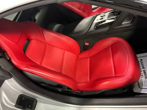 Used 2018 Chevrolet Corvette Stingray Coupe RWD image 22