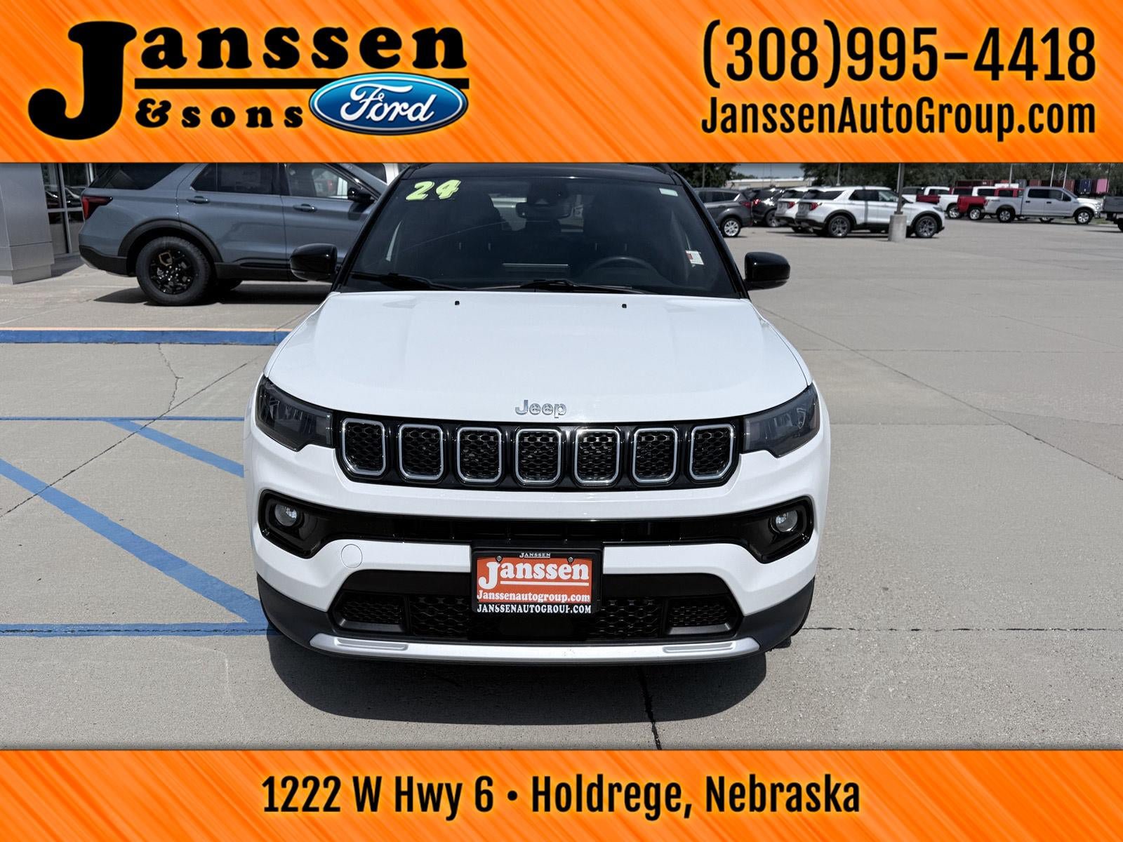 Used 2024 Jeep Compass Limited AWD/4WD image 3
