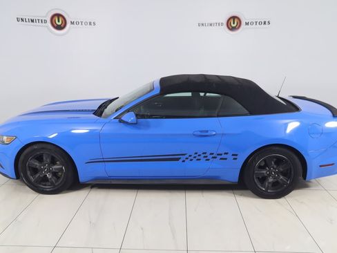 Used 2017 Ford Mustang Convertible RWD image 40