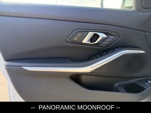 Used 2025 BMW 330i xDrive Sedan image 5