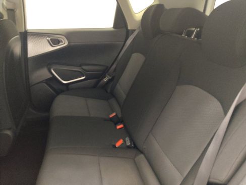Used 2022 Kia Soul LX FWD image 18