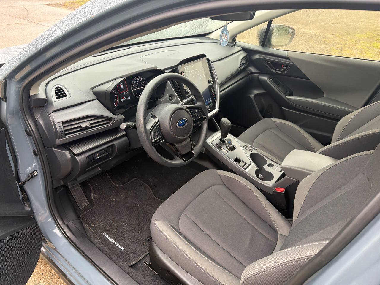 Used 2025 Subaru Crosstrek 2.5i Premium AWD/4WD image 6