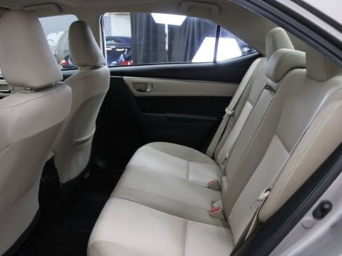 Used 2015 Toyota Corolla LE FWD image 18