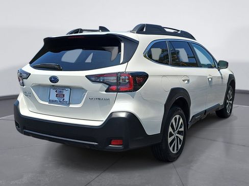 Certified 2025 Subaru Outback Premium AWD/4WD image 3