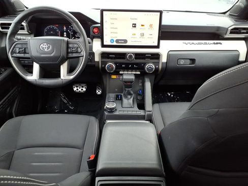 Used 2024 Toyota Tacoma TRD Sport w/ TRD Sport Upgrade Package image 13