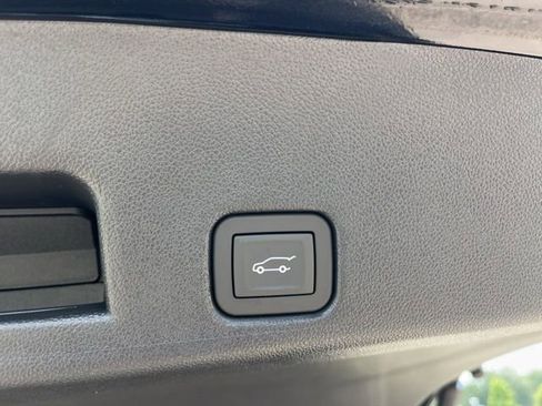 New 2026 Chevrolet Traverse LT w/ Driver Confidence Package image 8