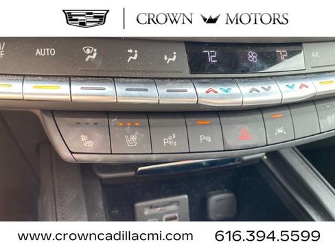 Certified 2023 Cadillac XT4 Premium Luxury w/ Technology Package AWD/4WD image 5