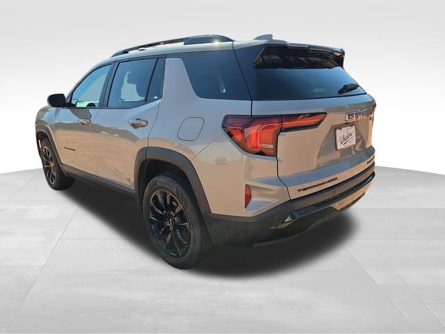 Used 2026 GMC Terrain Elevation w/ Elevation Premium Package AWD/4WD image 3