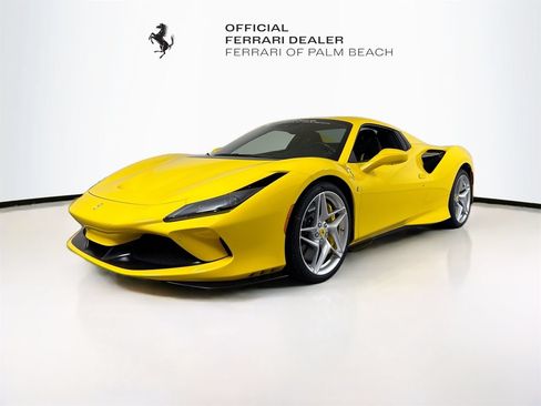 Certified 2022 Ferrari F8 Tributo RWD image 3