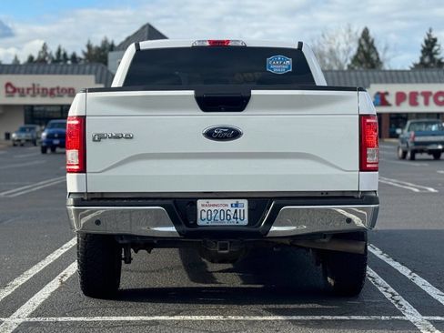 Used 2016 Ford F150 XLT w/ Equipment Group 301A Mid image 11