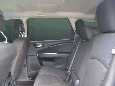 Used 2018 Dodge Journey SE image 15