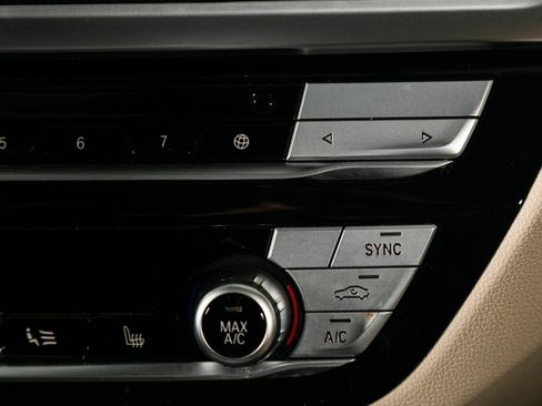 Used 2021 BMW X3 xDrive30e w/ Executive Package image 53