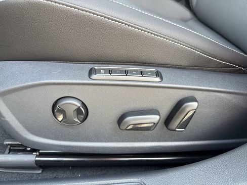 New 2025 Volkswagen Jetta SEL image 14