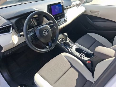 Used 2023 Toyota Corolla LE FWD image 11