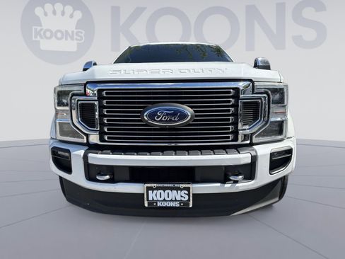 Certified 2020 Ford F450 Platinum w/ FX4 Off-Road Package AWD/4WD image 2