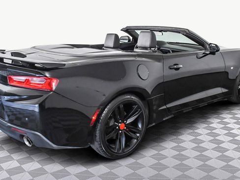 Used 2016 Chevrolet Camaro LT image 8