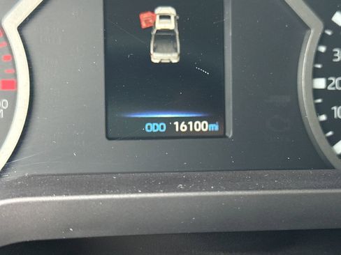 Used 2024 Toyota Tundra SR5 image 29