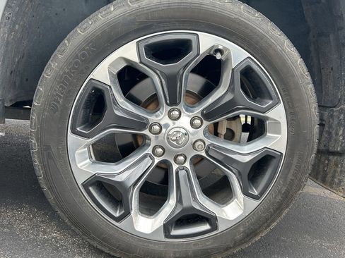 Used 2020 RAM 1500 Limited AWD/4WD image 16
