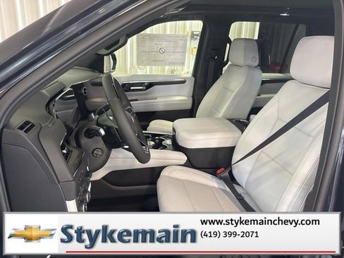 New 2025 Chevrolet Tahoe Premier image 18