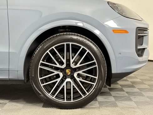Certified 2024 Porsche Cayenne image 14