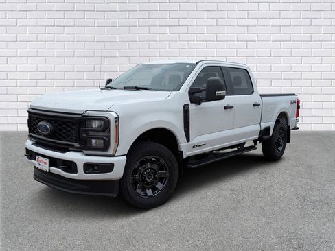 Used 2024 Ford F250 XL w/ STX Appearance Package AWD/4WD image 1